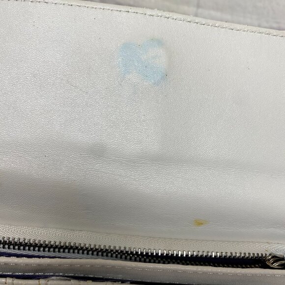 Don Ed Hardy Women's Wallet 4 inch x 7.5" Folded - All Over Print Design - Picture 9 of 12